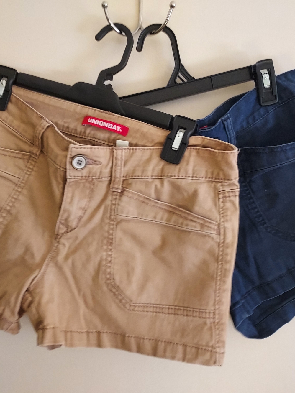 Bundle Of 2 Unionbay Khaki And Navy Denim-Look Shorts Size 9